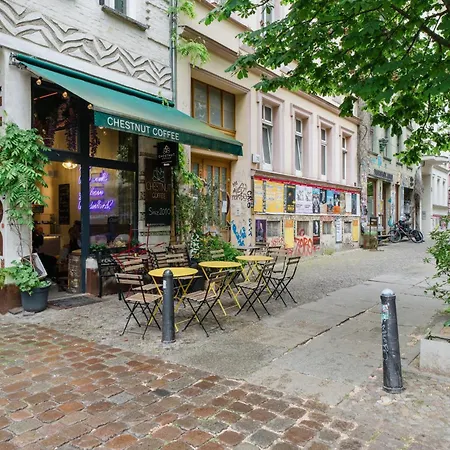 Homely - Heritage , Kingsize Bed , Kitchen , Wifi *