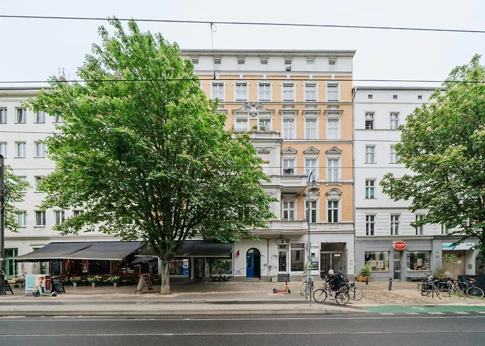 Homely - Heritage , Kingsize Bed , Kitchen , Wifi Appartement *