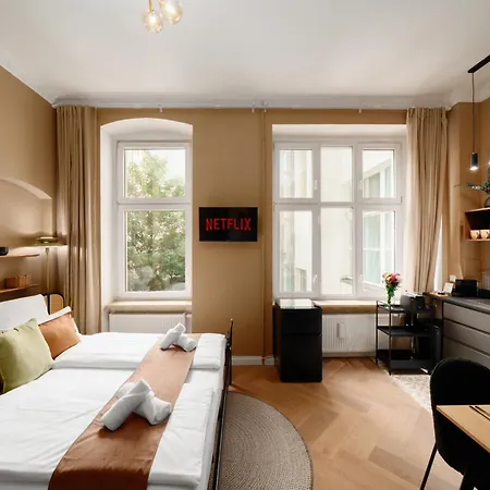 Apartment Homely - Heritage , Kingsize Bed , Kitchen , Wifi *